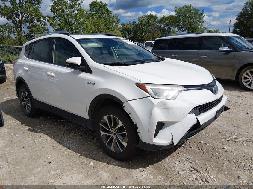 2017 Toyota Rav 4 VIN JTMRJREV2HD090902 IAAI salvage auction — NORMAL WEAR, Clear (Illinois), sold $5,525 on 2026-07-07 (photo 1)