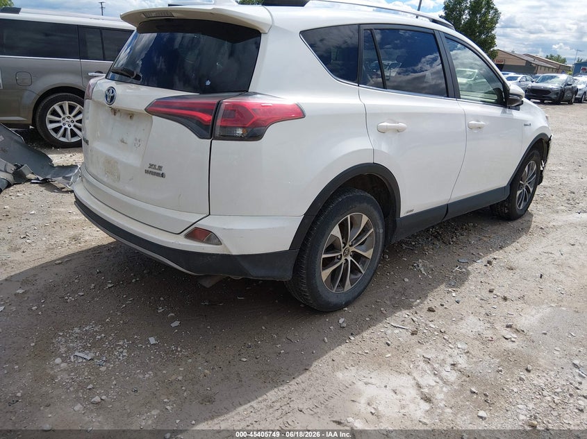 2017 Toyota Rav 4 VIN JTMRJREV2HD090902 IAAI salvage auction — NORMAL WEAR, Clear (Illinois), sold $5,525 on 2026-07-07 (photo 4)