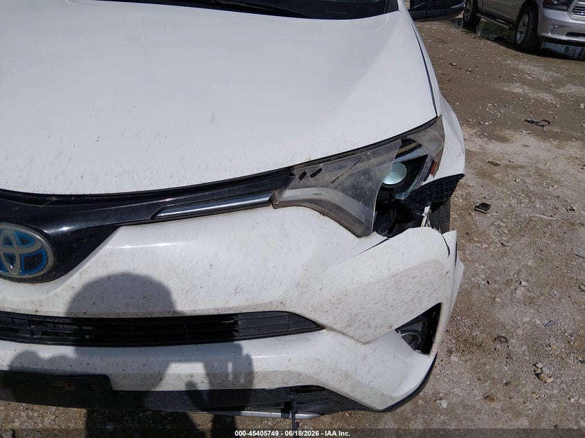 2017 Toyota Rav 4 VIN JTMRJREV2HD090902 IAAI salvage auction — NORMAL WEAR, Clear (Illinois), sold $5,525 on 2026-07-07 (photo 6)