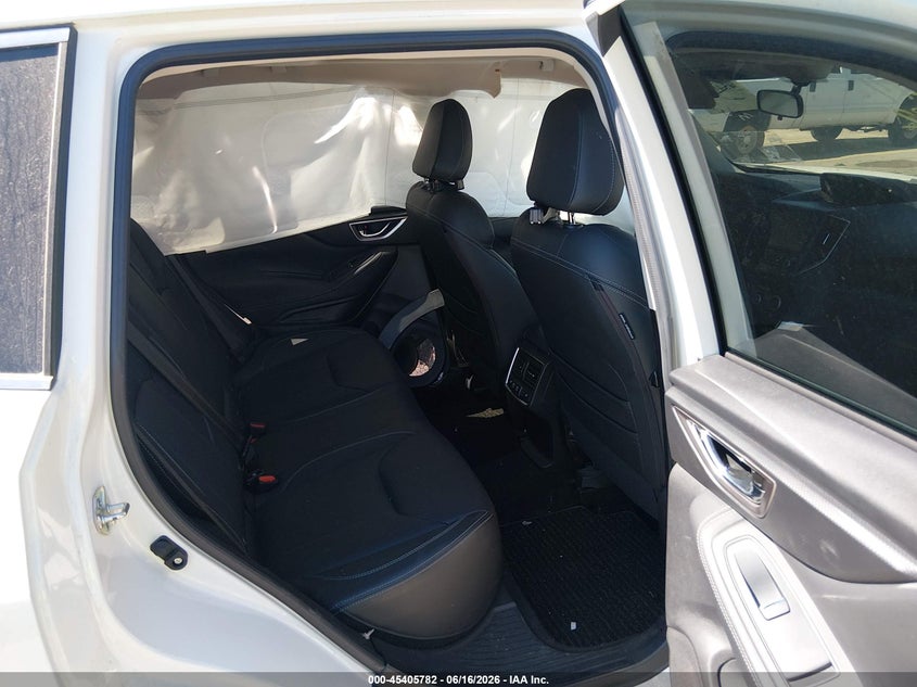 2019 Subaru Forester VIN JF2SKAWC7KH463186 IAAI salvage auction — LEFT SIDE, Salvage (California), sold $9,000 on 2026-07-24 (photo 8)