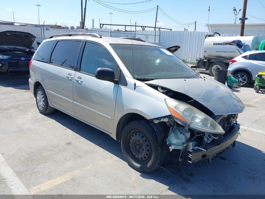 2009 Toyota Sienna VIN 5TDZK23C29S231415 IAAI salvage auction — FRONT END, Salvage (California), sold $750 on 2026-07-08 (photo 1)