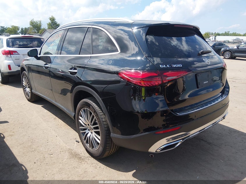 2024 Mercedes-benz Glc VIN W1NKM4HB0RU037218 IAAI salvage auction — HAIL, Salvage (Ohio), sold $25 on 2026-07-10 (photo 3)
