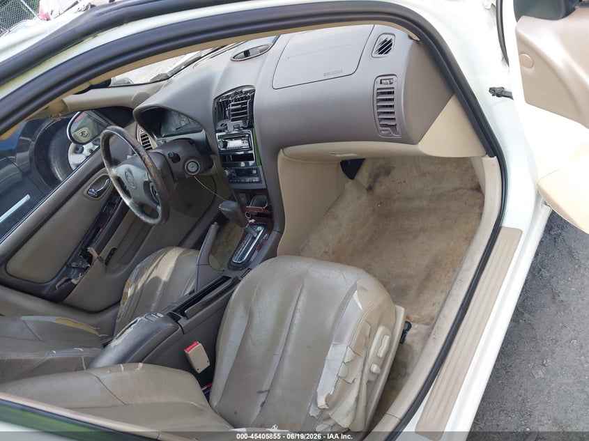 2001 Nissan Maxima VIN JN1CA31D81T818513 IAAI salvage auction — FRONT END, Clear (Virginia), sold $25 on 2026-07-21 (photo 5)