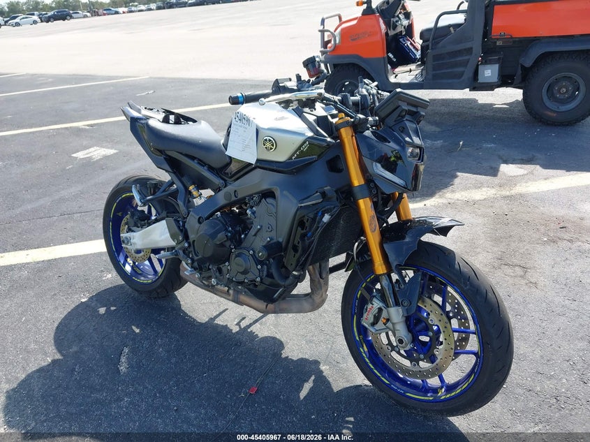 2024 Yamaha Mt VIN JYARN95E3RA000546 IAAI salvage auction — FRONT END, Rebuildable (Florida), sold $3,600 on 2026-07-28 (photo 1)