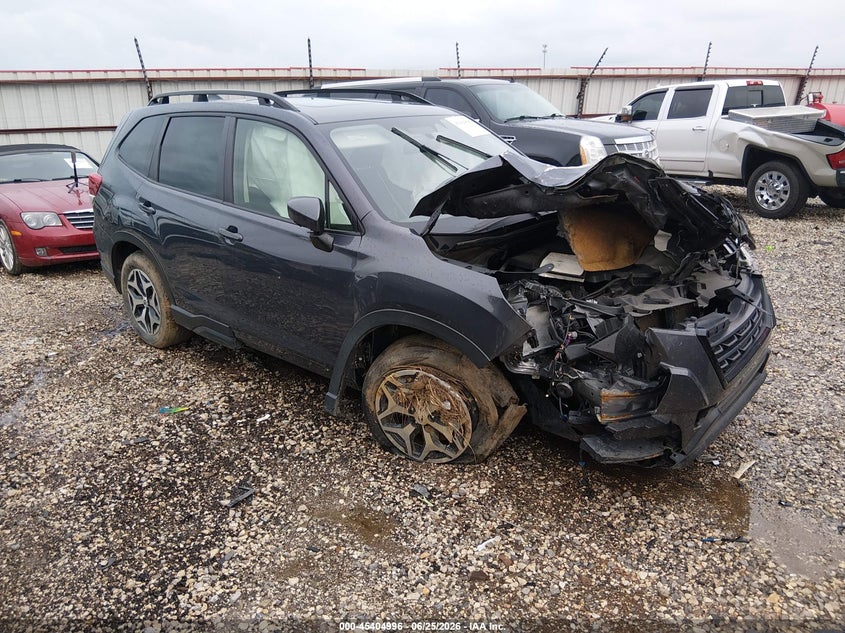 2024 Subaru Forester VIN JF2SKADC7RH421940 IAAI salvage auction — FRONT END, Clear (Arkansas), sold $3,000 on 2026-07-09 (photo 1)