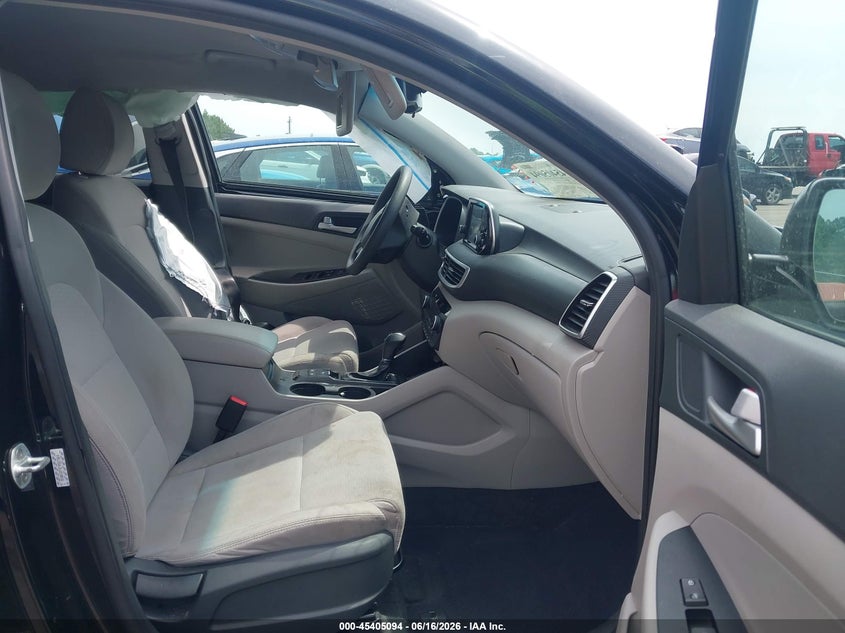 2020 Hyundai Tucson VIN KM8J33AL2LU210016 IAAI salvage auction — LEFT SIDE, Salvage Title, sold $25 on 2026-07-29 (photo 5)