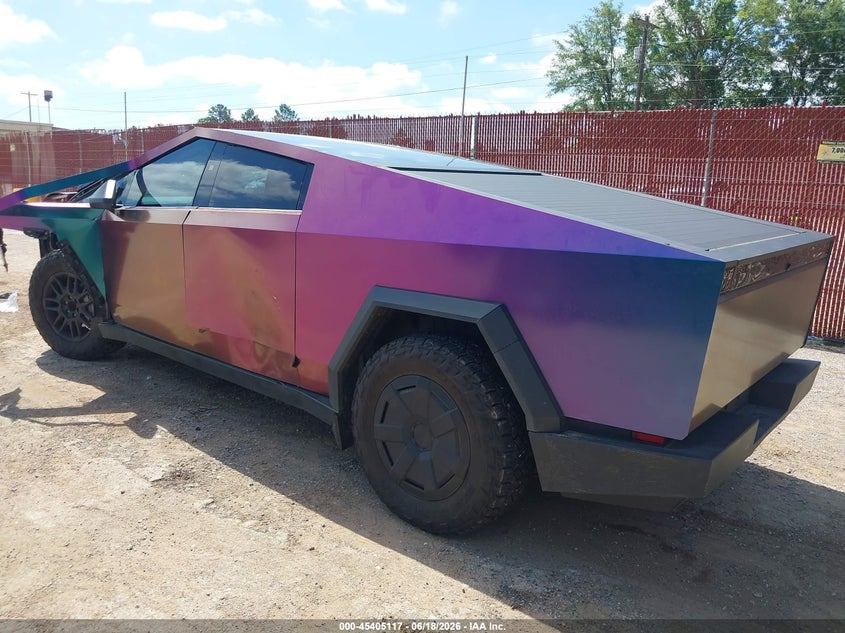 2024 Tesla Cybertruck VIN 7G2CEHED1RA029704 IAAI salvage auction — FRONT END, Salvage Title, sold $15,100 on 2026-07-30 (photo 3)