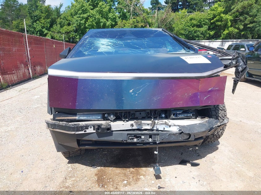 2024 Tesla Cybertruck VIN 7G2CEHED1RA029704 IAAI salvage auction — FRONT END, Salvage Title, sold $15,100 on 2026-07-30 (photo 6)