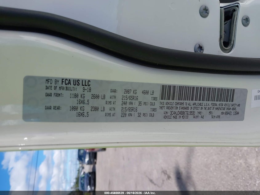 2019 Jeep Compass VIN 3C4NJDAB8KT619591 IAAI salvage auction — NORMAL WEAR, Sf97 (New York), sold $10,500 on 2026-07-31 (photo 9)