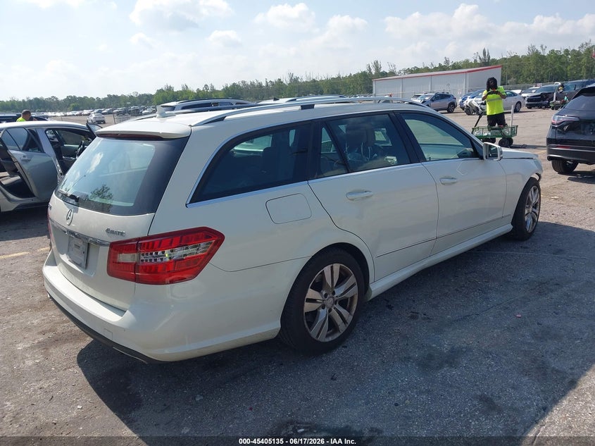 2011 Mercedes-benz E-klasse VIN WDDHH8HB1BA275170 IAAI salvage auction — FRONT END, Rebuildable (Florida), sold $2,950 on 2026-07-06 (photo 4)
