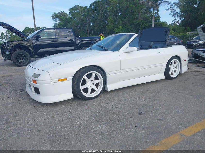 1988 Mazda Rx-7 VIN JM1FC3510J0102274 IAAI salvage auction — REAR END, Rebuildable (Florida), sold $3,250 on 2026-07-06 (photo 2)