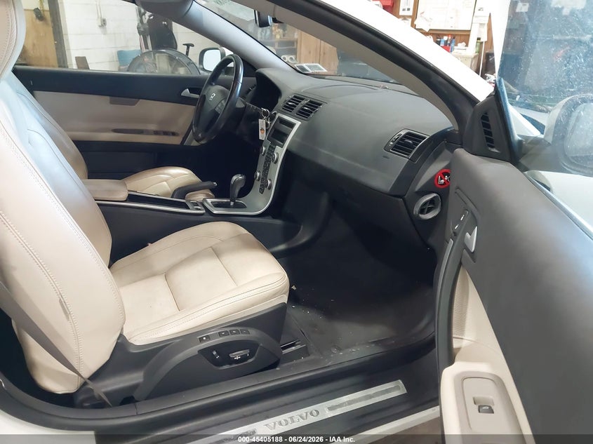2013 Volvo C70 VIN YV1672MCXDJ144123 IAAI salvage auction — SUSPENSION, Salvage Title, sold $1,400 on 2026-07-22 (photo 5)