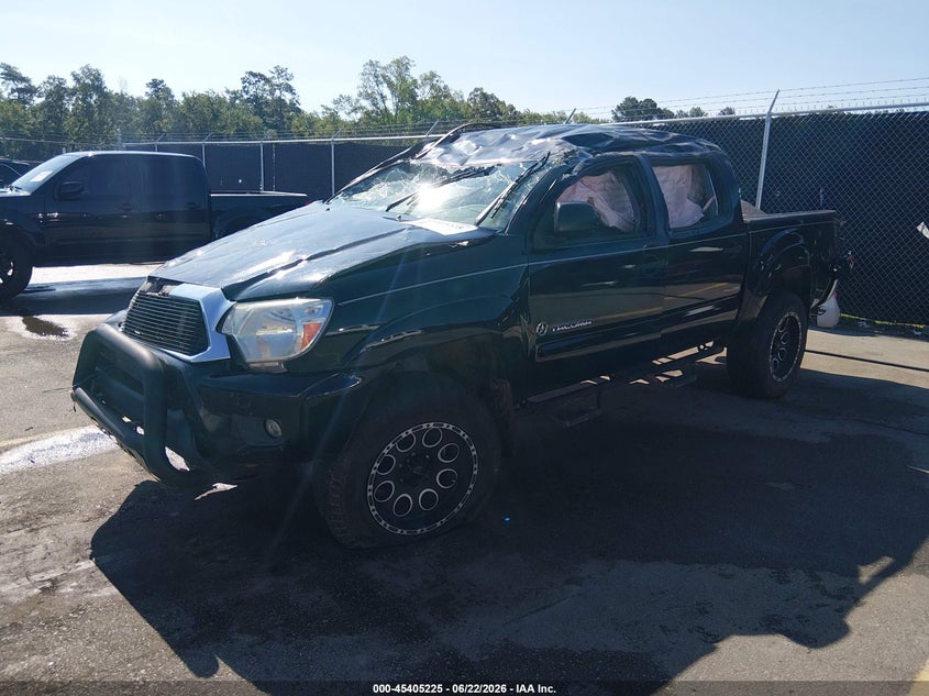 2013 Toyota Tacoma VIN 5TFLU4EN0DX056868 IAAI salvage auction — ROLLOVER, Salvage Title, sold $2,400 on 2026-07-29 (photo 2)