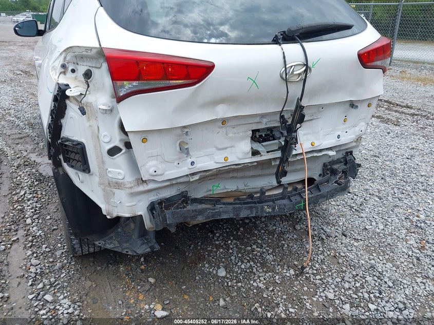 2017 Hyundai Tucson VIN KM8J23A49HU579801 IAAI salvage auction — REAR END, Salvage (Mississippi), sold $1,900 on 2026-07-24 (photo 6)