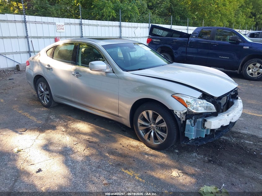 2013 Infiniti M VIN JN1BY1AR2DM603750 IAAI salvage auction — FRONT END, Clear (Michigan), sold $1,175 on 2026-07-20 (photo 1)