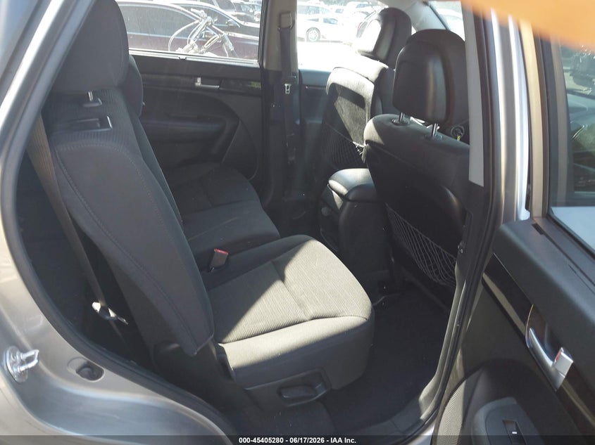 2014 Kia Sorento VIN 5XYKT4A60EG459833 IAAI salvage auction — RIGHT FRONT, Salvage Title, sold $550 on 2026-07-29 (photo 8)