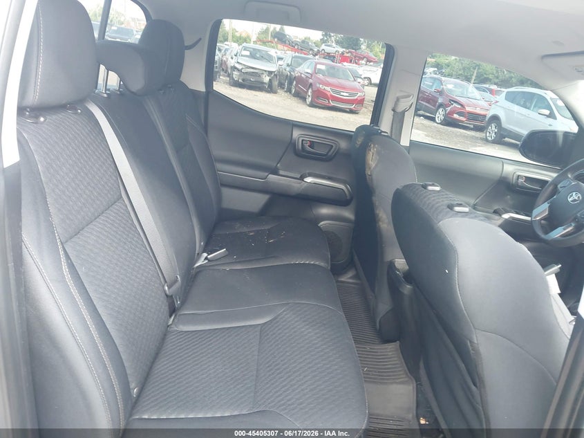 2021 Toyota Tacoma VIN 5TFCZ5AN6MX274083 IAAI salvage auction — LEFT SIDE, Salvage (Pennsylvania), sold $14,350 on 2026-07-31 (photo 8)