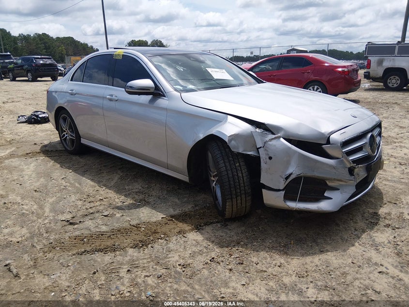 2019 Mercedes-benz E-klasse VIN WDDZF4JB8KA604914 IAAI salvage auction — FRONT END, Salvage Title, sold $6,400 on 2026-08-06 (photo 1)