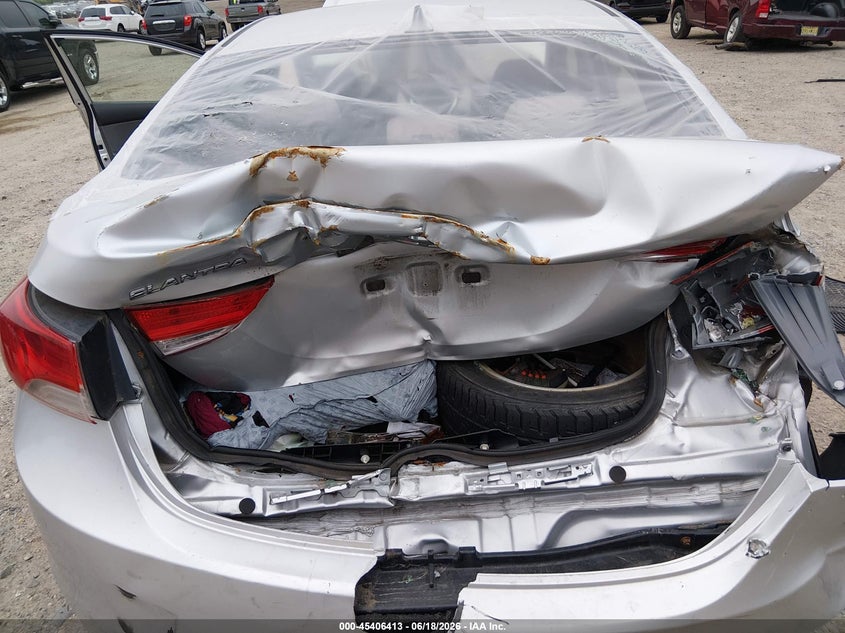 2011 Hyundai Elantra VIN KMHDH4AE4BU117230 IAAI salvage auction — REAR END, Salvage (New Jersey), sold $375 on 2026-07-28 (photo 6)