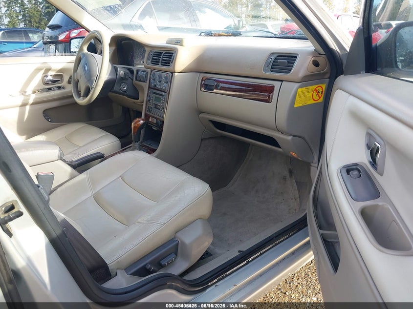 2000 Volvo S70 VIN YV1LS56D4Y2623131 IAAI salvage auction — FRONT END, Salvage (Idaho), sold $25 on 2026-07-29 (photo 5)