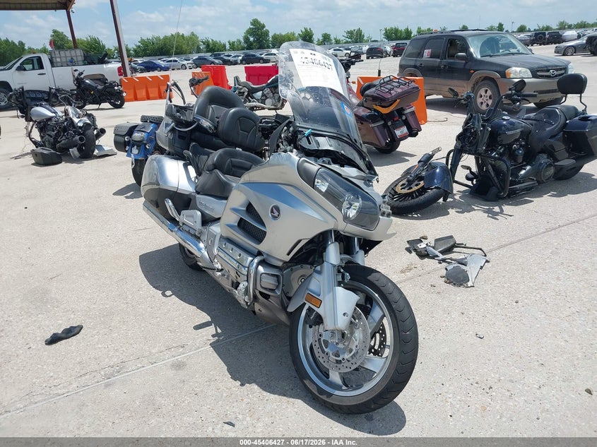 2015 Honda VIN JH2SC68G9FK300581 IAAI salvage auction — ALL OVER, Salvage Title, sold $775 on 2026-07-29 (photo 1)