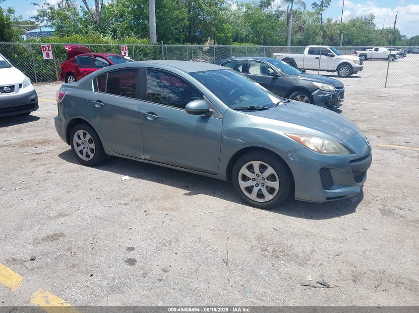2013 Mazda 3 VIN JM1BL1U70D1705748 IAAI salvage auction — NORMAL WEAR, Clear (Florida), sold $625 on 2026-07-06 (photo 1)
