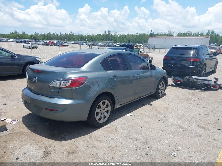 2013 Mazda 3 VIN JM1BL1U70D1705748 IAAI salvage auction — NORMAL WEAR, Clear (Florida), sold $625 on 2026-07-06 (photo 4)