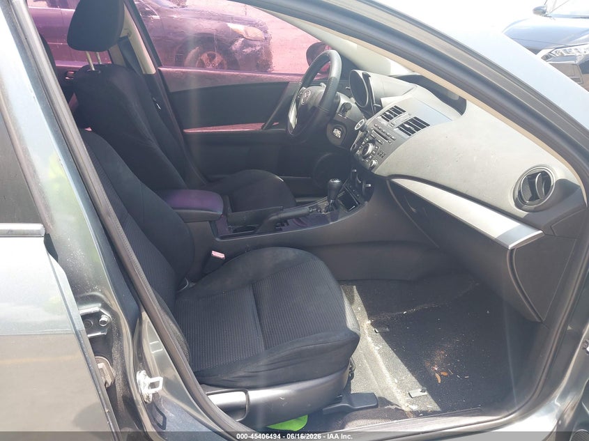 2013 Mazda 3 VIN JM1BL1U70D1705748 IAAI salvage auction — NORMAL WEAR, Clear (Florida), sold $625 on 2026-07-06 (photo 5)
