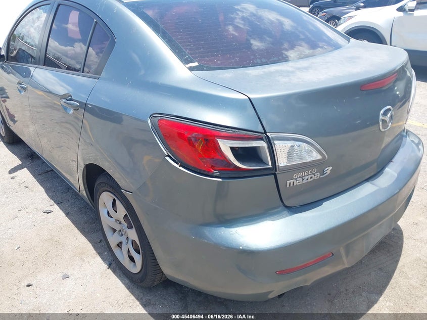 2013 Mazda 3 VIN JM1BL1U70D1705748 IAAI salvage auction — NORMAL WEAR, Clear (Florida), sold $625 on 2026-07-06 (photo 6)