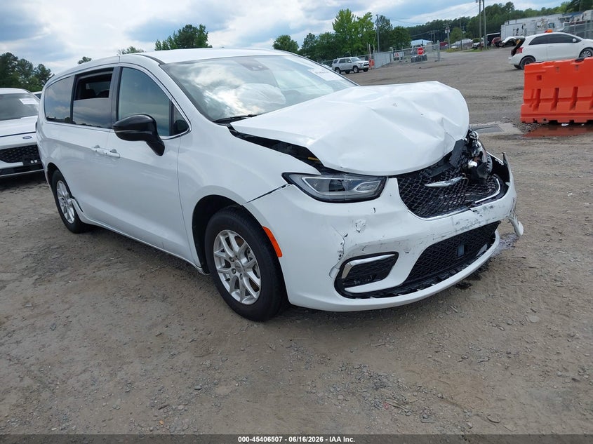 2025 Chrysler Pacifica VIN 2C4RC1BGXSR532489 IAAI salvage auction — FRONT END, Salvage Title, sold $5,300 on 2026-07-29 (photo 1)