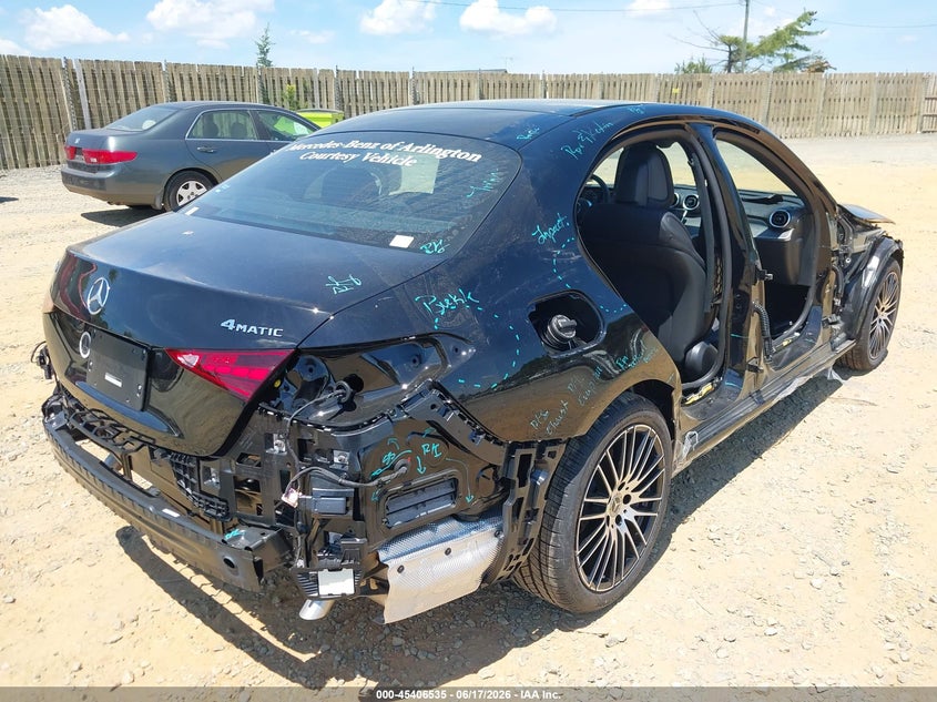 2026 Mercedes-benz VIN W1KAF4HB3TR302713 IAAI salvage auction — RIGHT SIDE, Salvage Title, sold $21,600 on 2026-07-27 (photo 4)
