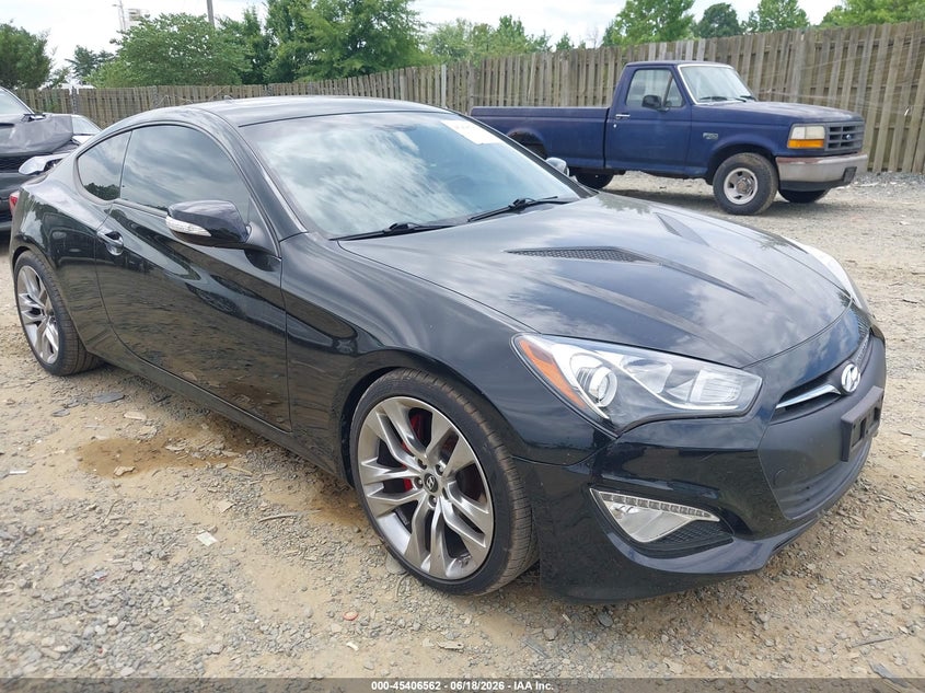 2015 Hyundai Genesis VIN KMHHU6KJ3FU123238 IAAI salvage auction — UNKNOWN, Salvage Title, sold $2,550 on 2026-07-24 (photo 1)