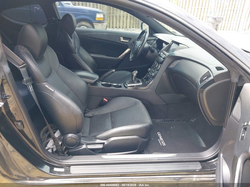 2015 Hyundai Genesis VIN KMHHU6KJ3FU123238 IAAI salvage auction — UNKNOWN, Salvage Title, sold $2,550 on 2026-07-24 (photo 5)