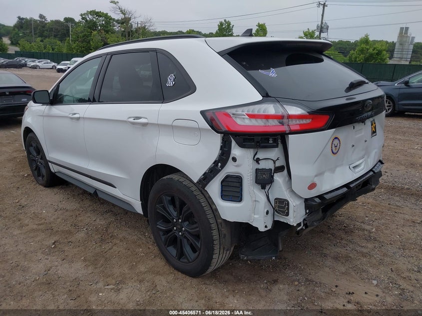 2024 Ford Edge VIN 2FMPK4G95RBA48542 IAAI salvage auction — REAR END, Wait Title, sold $9,800 on 2026-08-18 (photo 3)