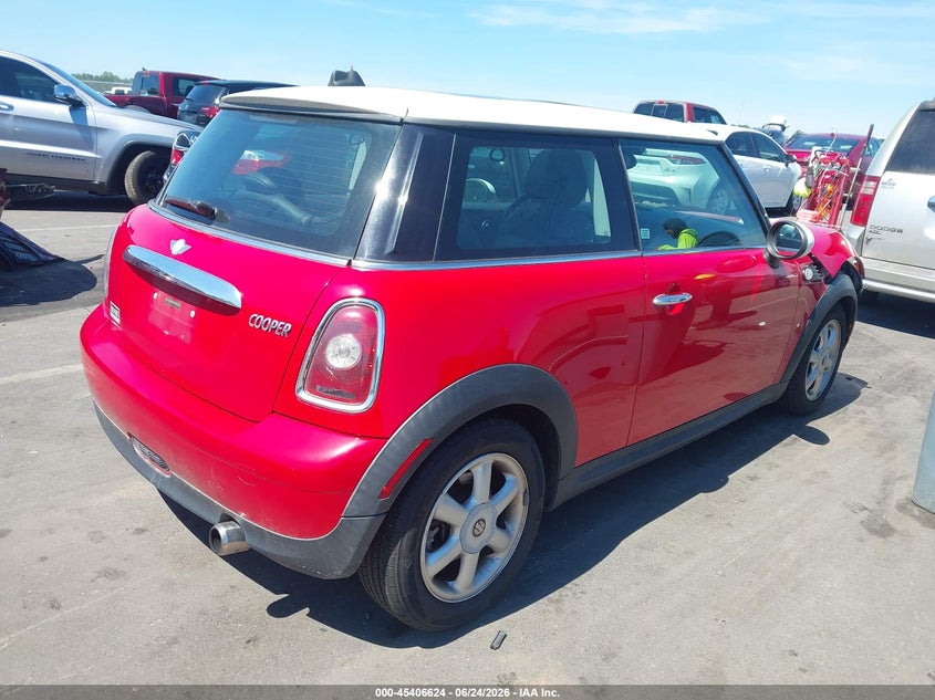 2008 Mini Cooper VIN WMWMF335X8TT62966 IAAI salvage auction — FRONT END, Salvage (Idaho), sold $100 on 2026-08-07 (photo 4)