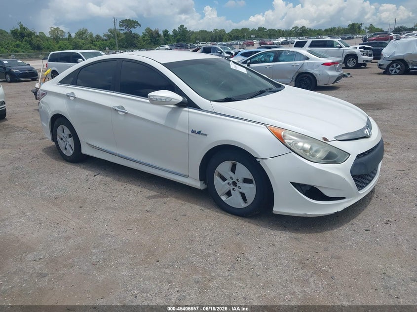 2012 Hyundai Sonata VIN KMHEC4A48CA020965 IAAI salvage auction — FRONT END, Clear (Florida), sold $700 on 2026-07-23 (photo 1)