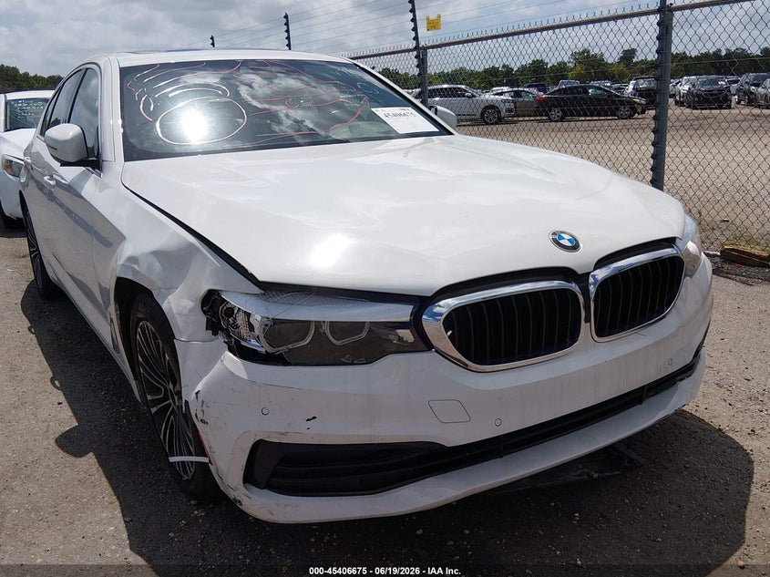 2019 BMW 5er VIN WBAJA5C55KG901068 IAAI salvage auction — RIGHT FRONT, Salvage (Mississippi), sold $5,500 on 2026-07-13 (photo 1)
