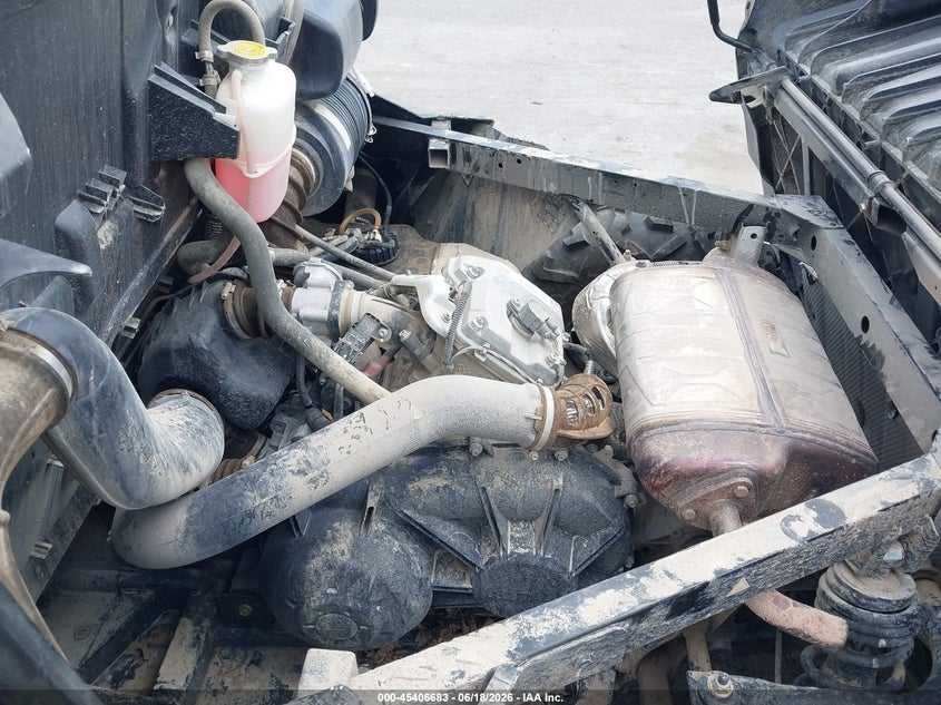 2024 Can-am/ brp Traxter VIN 3JBUKAJ45RK000037 IAAI salvage auction — REAR END, Wait Title, sold $3,250 on 2026-08-25 (photo 9)