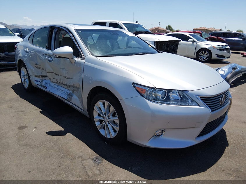 2015 Lexus VIN JTHBW1GG0F2092206 IAAI salvage auction — RIGHT SIDE, Salvage (Arizona), sold $5,400 on 2026-07-21 (photo 1)
