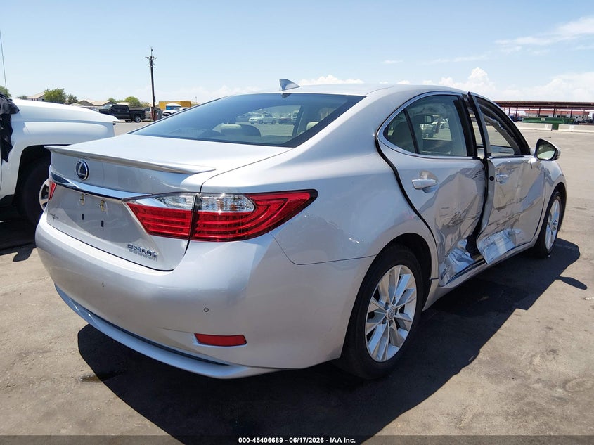 2015 Lexus VIN JTHBW1GG0F2092206 IAAI salvage auction — RIGHT SIDE, Salvage (Arizona), sold $5,400 on 2026-07-21 (photo 4)