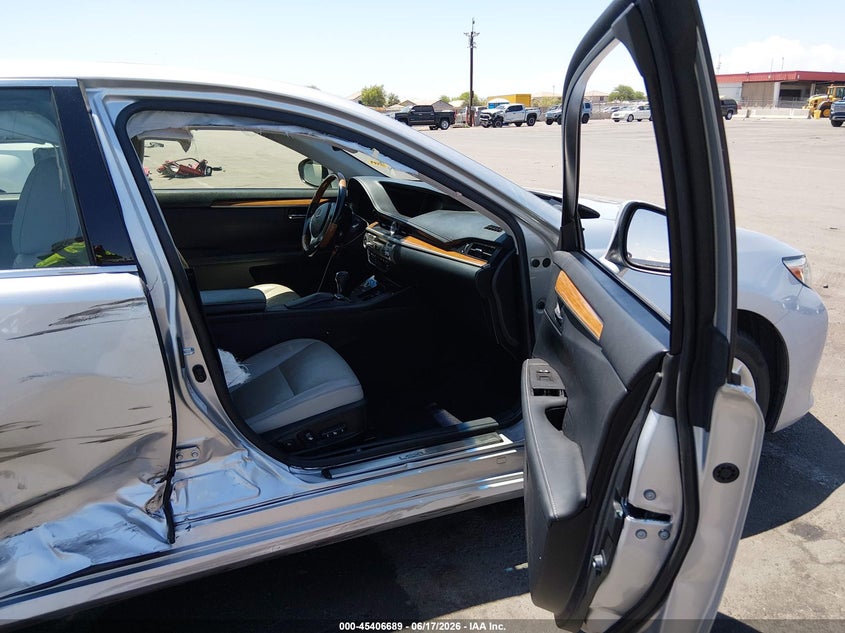2015 Lexus VIN JTHBW1GG0F2092206 IAAI salvage auction — RIGHT SIDE, Salvage (Arizona), sold $5,400 on 2026-07-21 (photo 5)