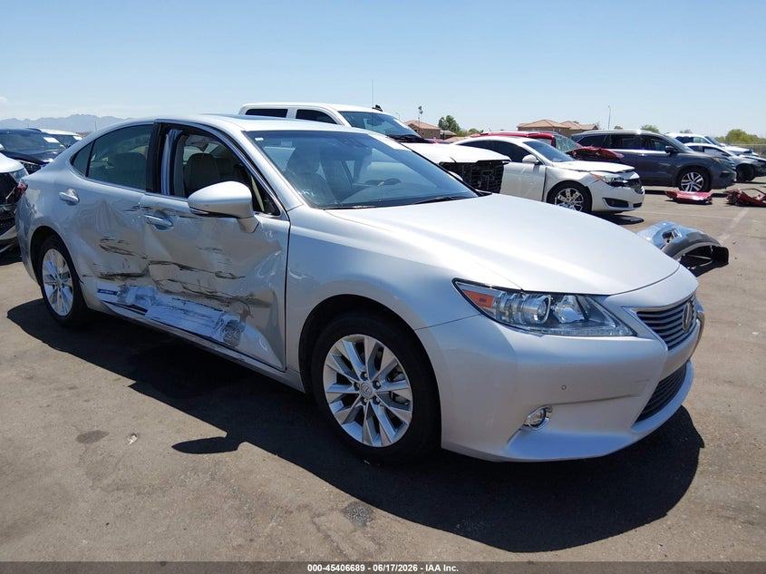 2015 Lexus VIN JTHBW1GG0F2092206 IAAI salvage auction — RIGHT SIDE, Salvage (Arizona), sold $5,400 on 2026-07-21 (photo 6)