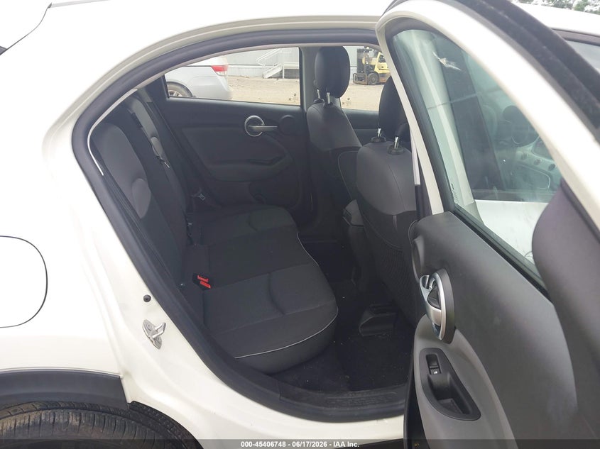 2016 Fiat 500x VIN ZFBCFXATXGP382362 IAAI salvage auction — SIDE, Salvage Title, sold $875 on 2026-08-14 (photo 8)