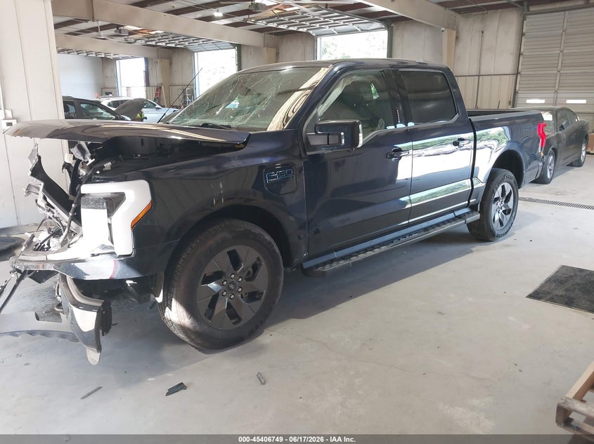 2024 Ford VIN 1FT6W5L73RWG05767 IAAI salvage auction — FRONT END, Salvage Title, sold $10,500 on 2026-07-30 (photo 2)