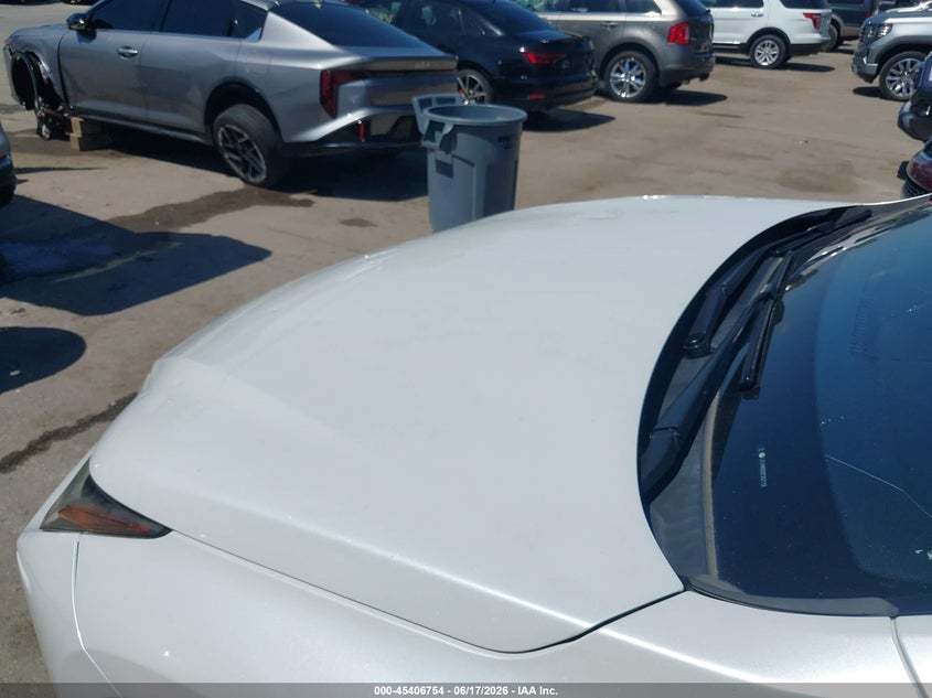 2015 Lexus VIN JTJYARBZ2F2021720 IAAI salvage auction — HAIL, Salvage Title, sold $7,600 on 2026-08-02 (photo 6)