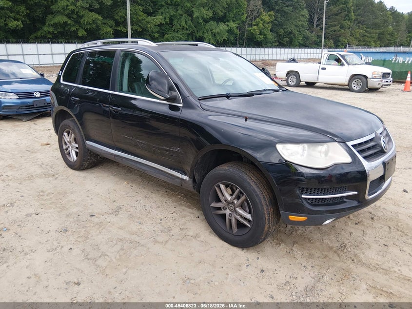 2009 Volkswagen Touareg VIN WVGBE77L09D001850 IAAI salvage auction — SIDE, Salvage (Georgia), sold $625 on 2026-07-16 (photo 1)
