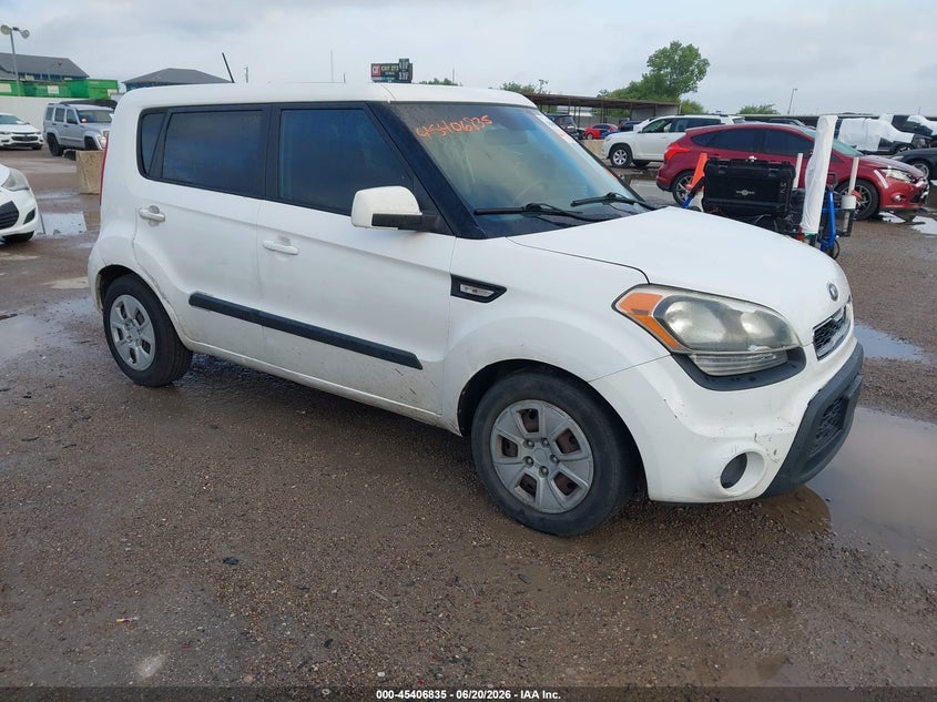 2013 Kia Soul VIN KNDJT2A5XD7484290 IAAI salvage auction — FRESH WATER, Clear (Missouri), sold $375 on 2026-07-22 (photo 1)
