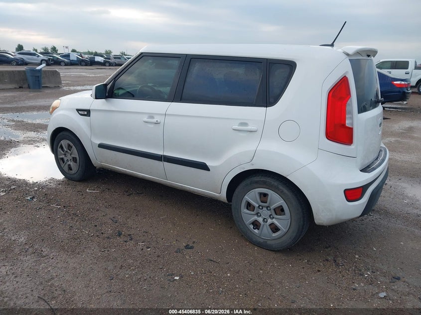2013 Kia Soul VIN KNDJT2A5XD7484290 IAAI salvage auction — FRESH WATER, Clear (Missouri), sold $375 on 2026-07-22 (photo 3)