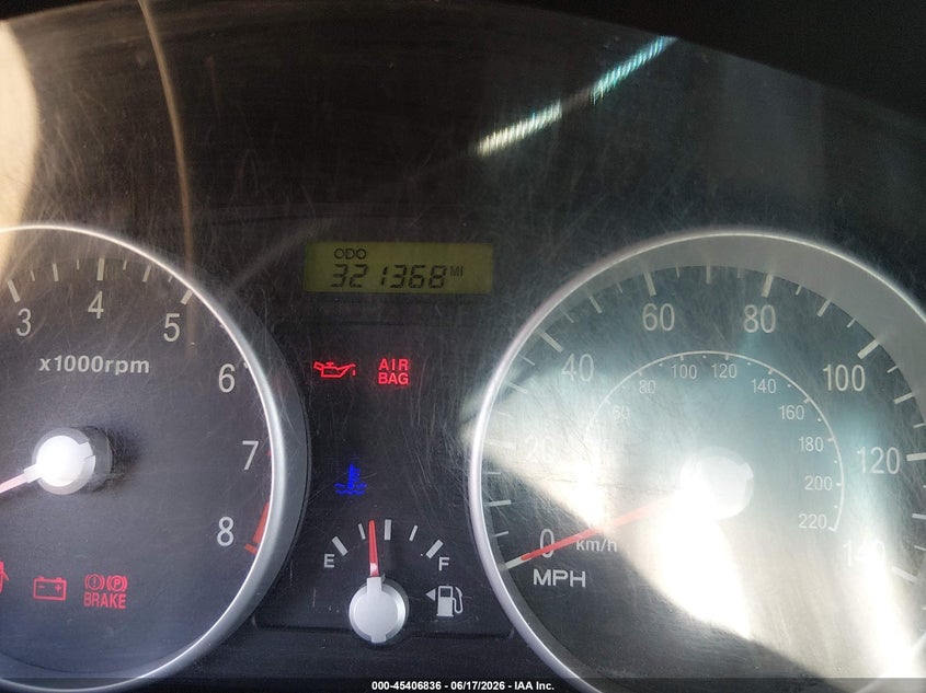 2008 Hyundai Accent VIN KMHCM36CX8U100689 IAAI salvage auction — FRONT END, Clear-Dealer Only (Arizona), sold $25 on 2026-07-28 (photo 7)