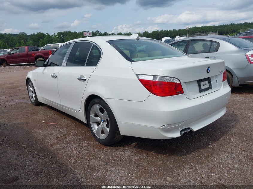 2007 BMW 5 series VIN WBANE53587CW61308 IAAI salvage auction — NORMAL WEAR, Clear (Alabama), sold $300 on 2026-07-15 (photo 3)